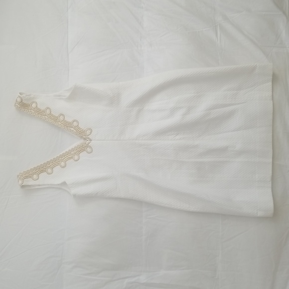 Lily Pulitzer, White dress with gold embroidery, SZ: 10 - Picture 2 of 11